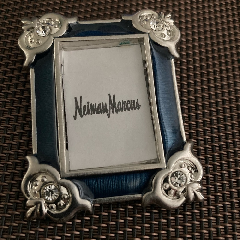 Jay Strongwater Mini Frame Clip Ornament Swarovski Crystal Blue Beauty